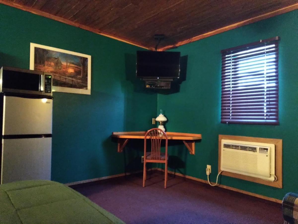 Comfort Zone Inn Rothsay Экстерьер фото